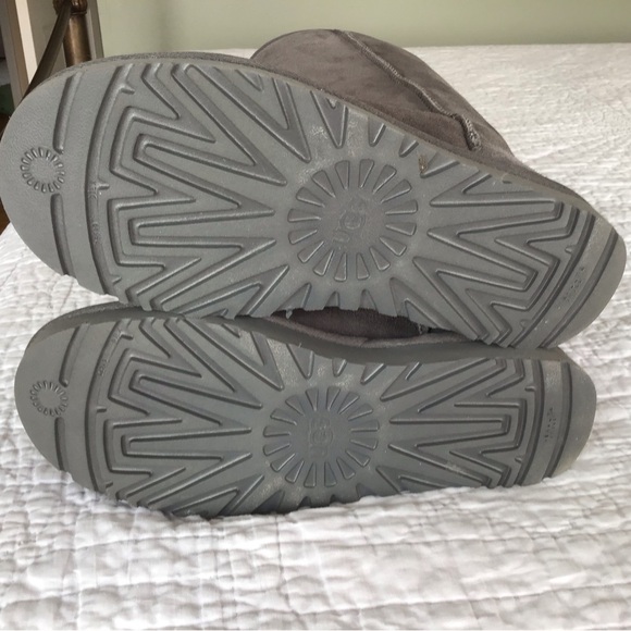 Ugg Classic Tall Boot - Picture 4 of 4